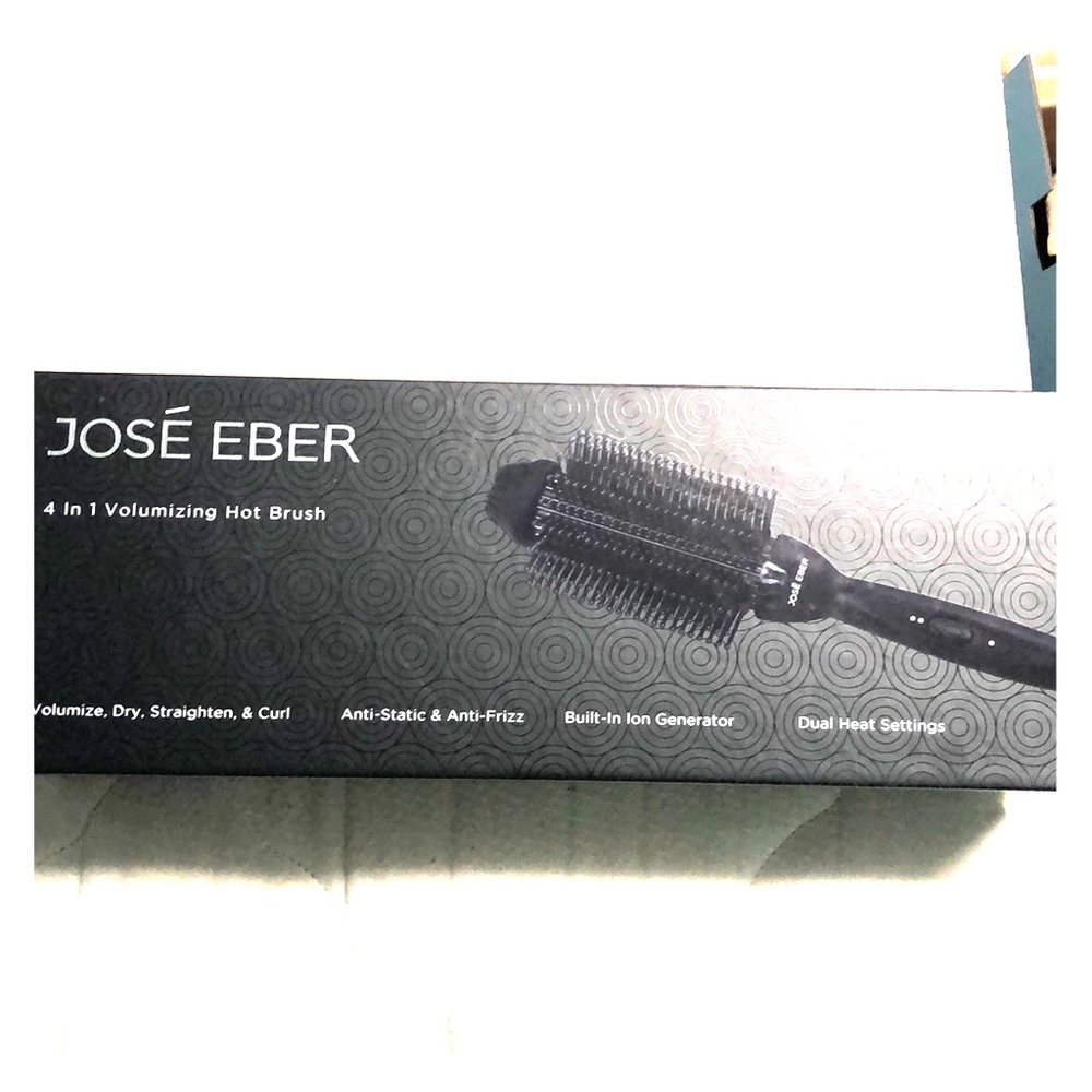 Jose Eber 4 in 1 Volumizing Hot Brush